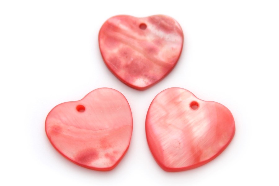 Heart shaped mother of pearl pendant, 24mm, Red, 10 pcs